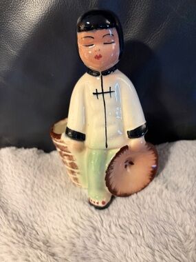 Vintage Ceramic Chinese Girl Planter